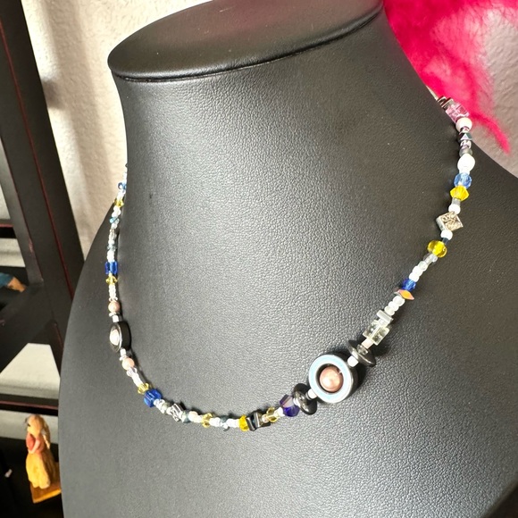 Artisan Beaded Colorful Necklace - Picture 5 of 8